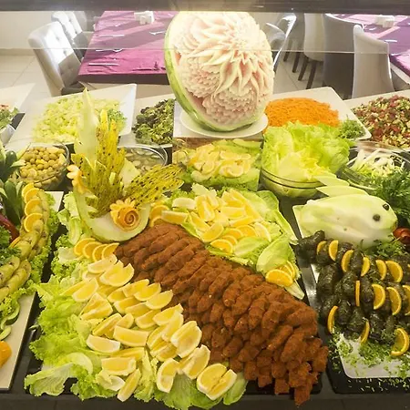 Maya World מרמריס