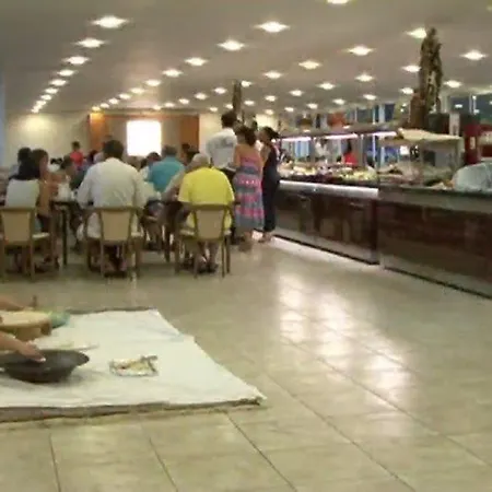 Hotell Maya World 4*