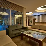 Ξενοδοχείο Maya World 4*